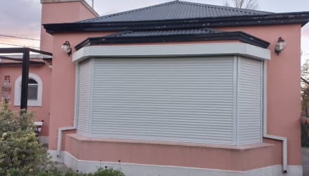 Sistema Mini Persianas de Aluminio Exterior - Cortinas y Aberturas Bahía Blanca